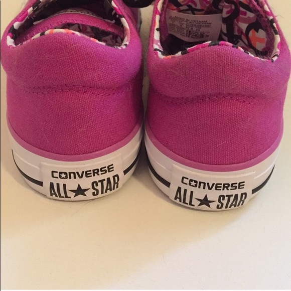 converse cushioned shoes